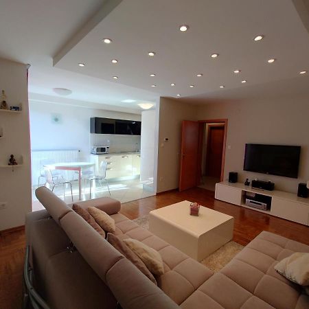 Apartament Apartman Mare Nostrum**** Rijeka Zewnętrze zdjęcie