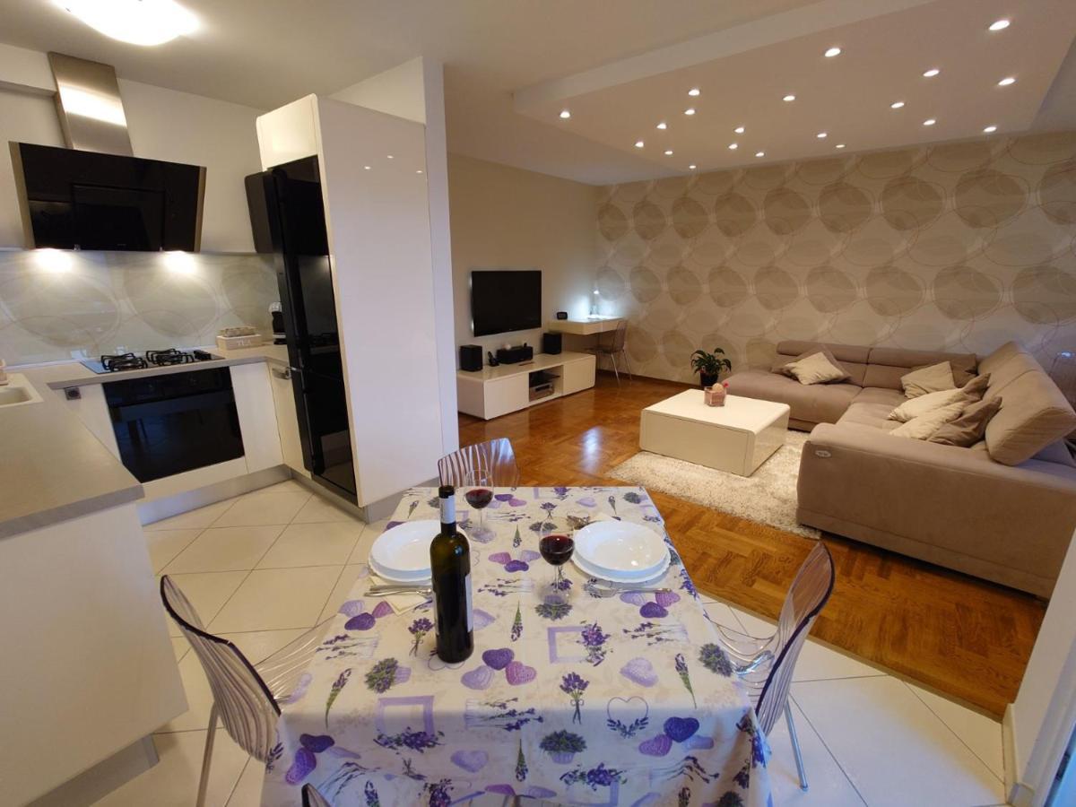 Apartament Apartman Mare Nostrum**** Rijeka Zewnętrze zdjęcie